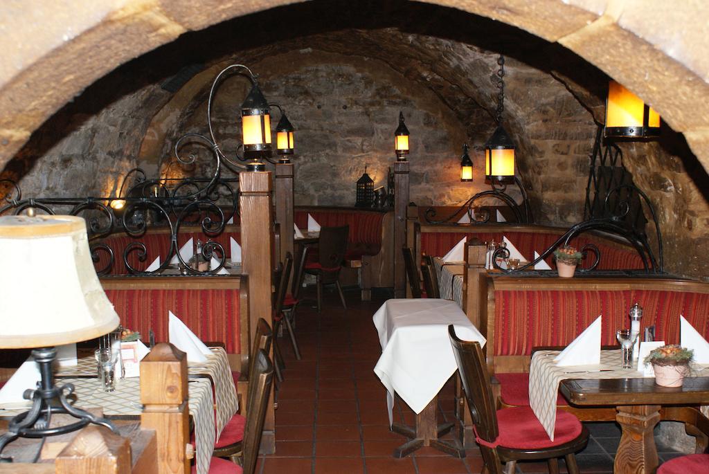 Hotel Eisenkrug دينكلسبهل المظهر الخارجي الصورة